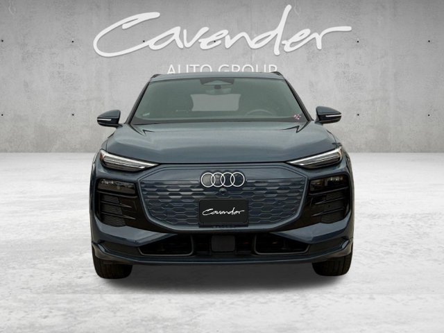 Used 2025 Audi Q6 e-tron Premium Plus AWD/4WD image 18