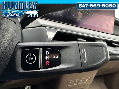 Used 2024 Kia EV9 GT-Line AWD/4WD image 44