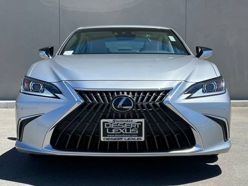 Used 2025 Lexus ES 350 w/ Premium Package FWD image 3