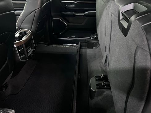 Used 2022 RAM 1500 Laramie image 24