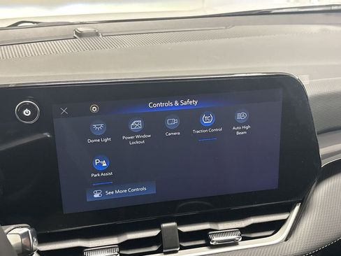 New 2026 Chevrolet Equinox LT w/ Convenience Package II AWD/4WD image 55