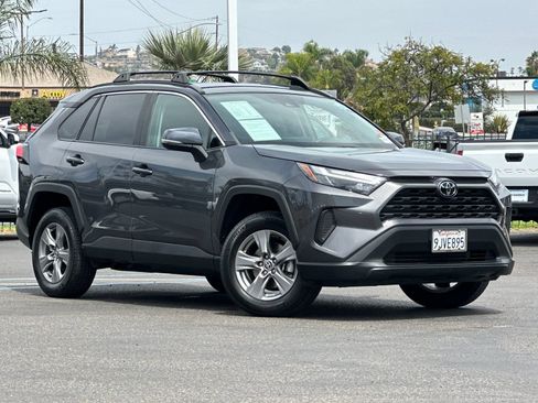 Used 2024 Toyota RAV4 XLE FWD image 8