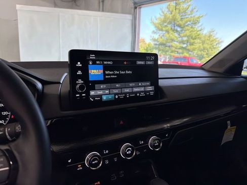 Used 2025 Honda CR-V EX-L image 26