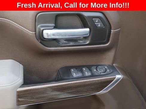 Used 2022 Chevrolet Silverado 1500 LT w/ Z71 Off-Road Package image 23