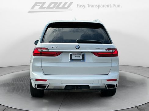 Used 2019 BMW X7 xDrive50i w/ Premium Package AWD/4WD image 8