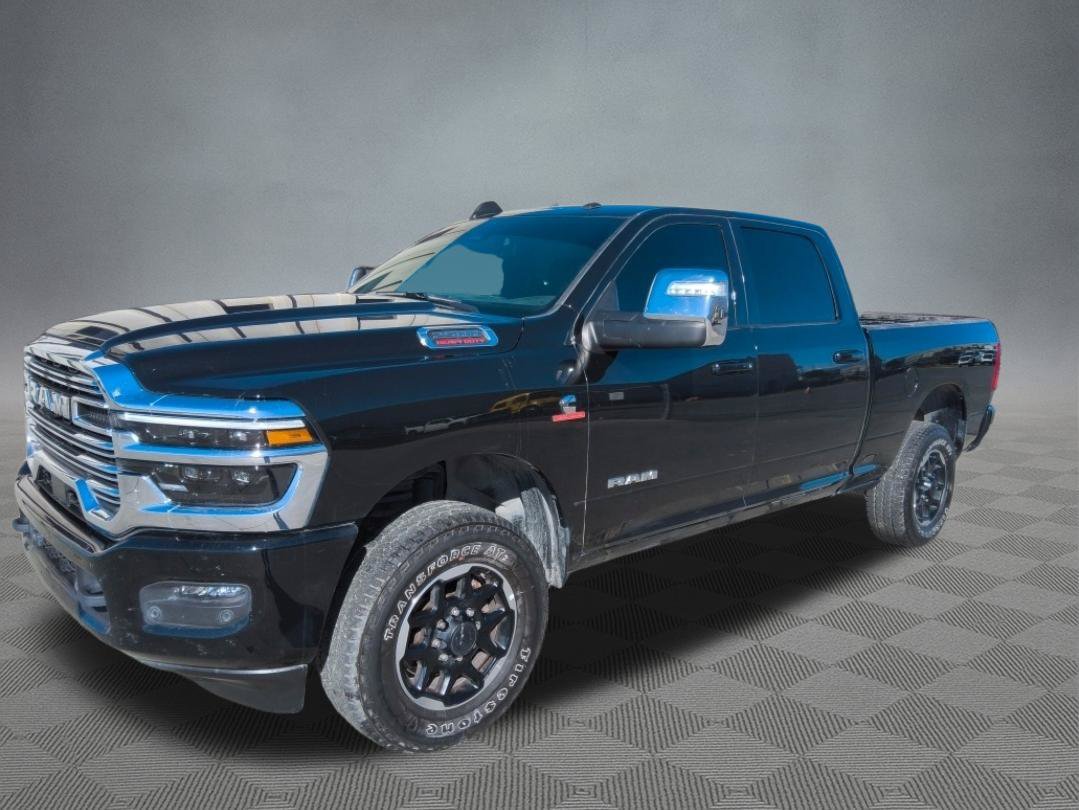 Used 2026 RAM 2500 Laramie AWD/4WD image 3