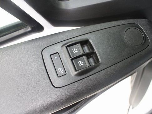 Used 2025 RAM ProMaster 2500 w/ Storage Group image 14