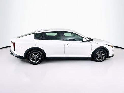 Used 2025 Kia K4 FWD image 10