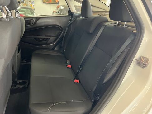 Used 2018 Ford Fiesta SE image 23