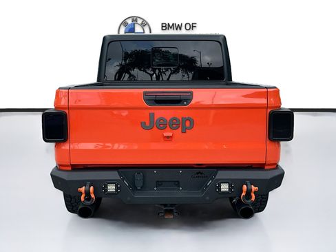 Used 2023 Jeep Gladiator Rubicon AWD/4WD image 6