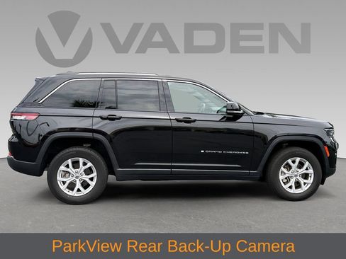 Used 2023 Jeep Grand Cherokee Limited AWD/4WD image 6
