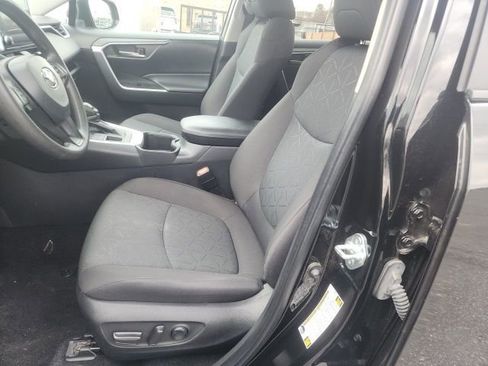 Used 2024 Toyota RAV4 XLE image 16