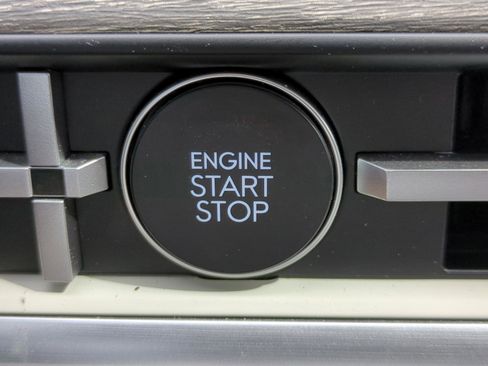 Used 2025 Hyundai Santa Fe Calligraphy image 28