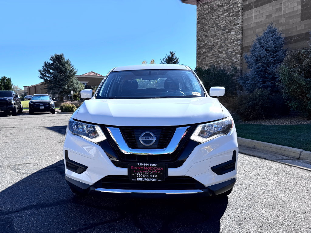 Used 2017 Nissan Rogue S AWD/4WD image 3