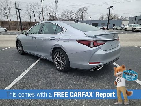 Used 2025 Lexus ES 350 Luxury image 3
