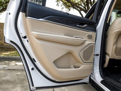 Used 2021 Jeep Grand Cherokee L Limited w/ Luxury Tech Group II image 58