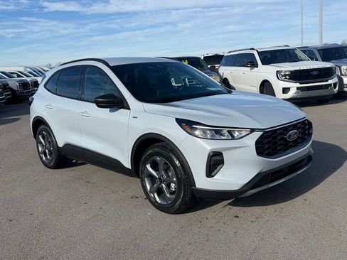 New 2026 Ford Escape ST-Line w/ Tech Pack #1 image 2