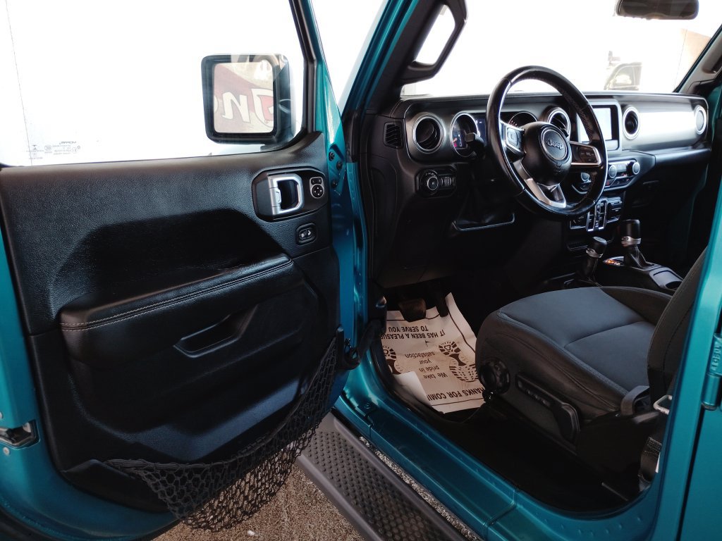 Used 2020 Jeep Wrangler Unlimited Sahara AWD/4WD image 20