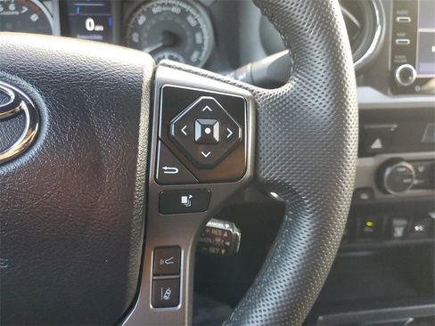 Used 2022 Toyota Tacoma TRD Sport image 20