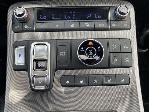 Used 2022 Hyundai Palisade Calligraphy image 9