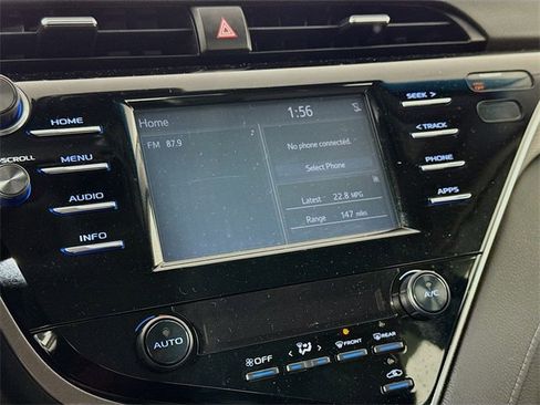 Used 2018 Toyota Camry SE image 22