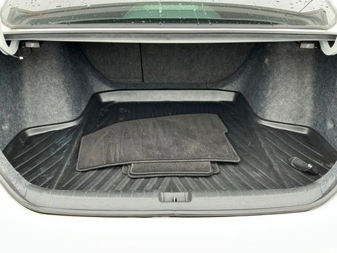 Used 2021 Honda Accord EX-L image 18