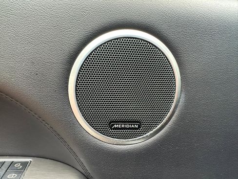 Used 2016 Land Rover Range Rover Sport SE image 28