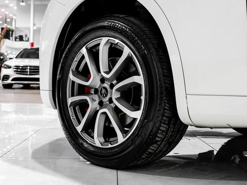 Used 2020 Maserati Levante image 54