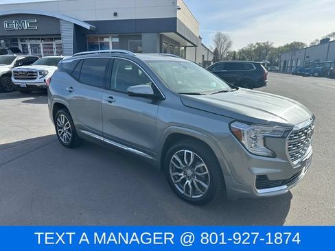 Used 2024 GMC Terrain Denali AWD/4WD image 1