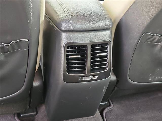 Used 2011 Kia Optima EX FWD image 16