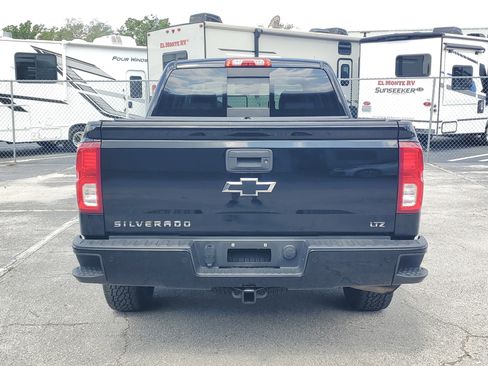 Used 2018 Chevrolet Silverado 1500 LTZ Z71 w/ LTZ Plus Package AWD/4WD image 6