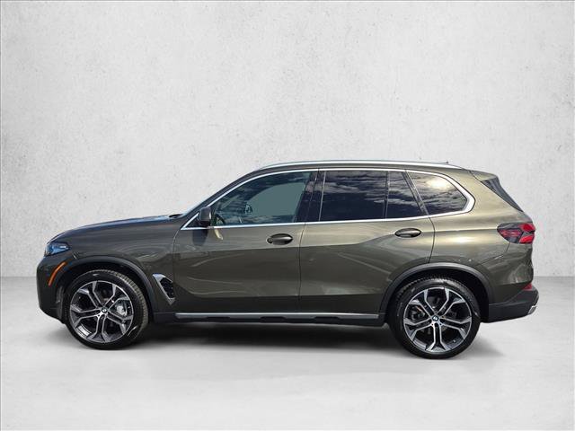 Used 2024 BMW X5 xDrive40i w/ Premium Package AWD/4WD image 10