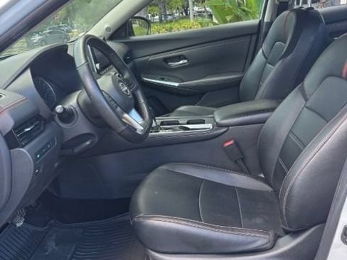 Used 2024 Nissan Sentra SR w/ SR Premium Package FWD image 12