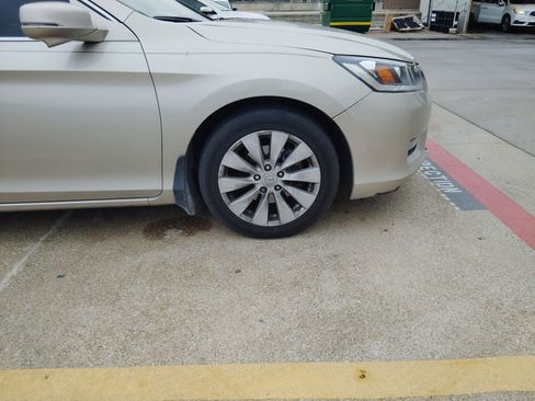 Used 2014 Honda Accord EX-L image 9