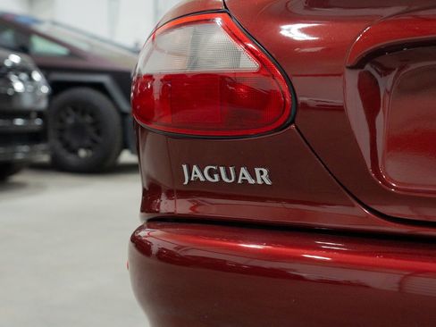 Used 1999 Jaguar XK8 Coupe image 10