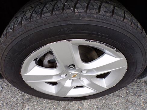 Used 2011 Chevrolet Malibu LS image 40