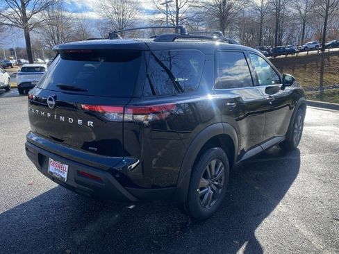 New 2025 Nissan Pathfinder SV w/ Cargo Package image 8