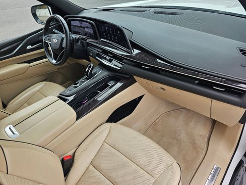 Used 2023 Cadillac Escalade Premium Luxury w/ Performance Package image 48