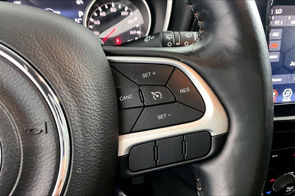 Used 2019 Jeep Compass Limited FWD image 19