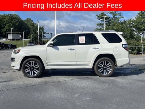 Used 2017 Toyota 4Runner Limited AWD/4WD image 2