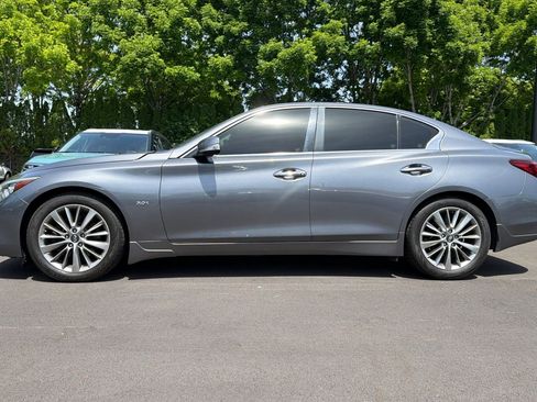 Used 2018 INFINITI Q50 Luxe w/ Sensory Package (Luxe) AWD/4WD image 7