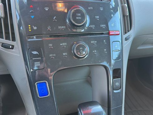 Used 2015 Chevrolet Volt Premium w/ Premium Trim Package image 17