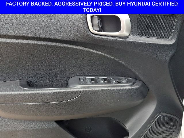 Certified 2025 Hyundai Venue SEL FWD image 14