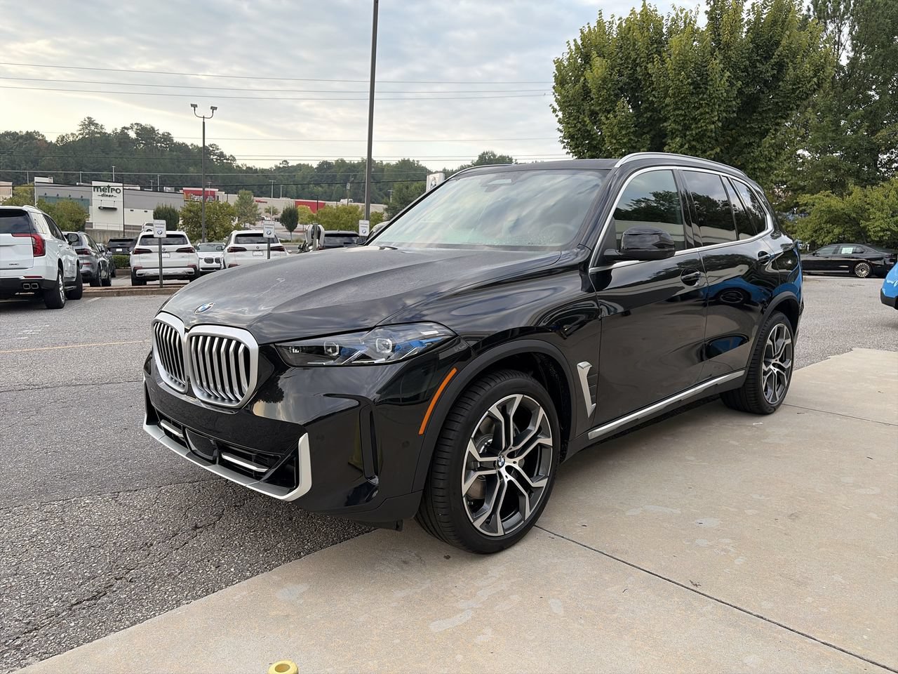 Used 2026 BMW X5 xDrive40i AWD/4WD image 4