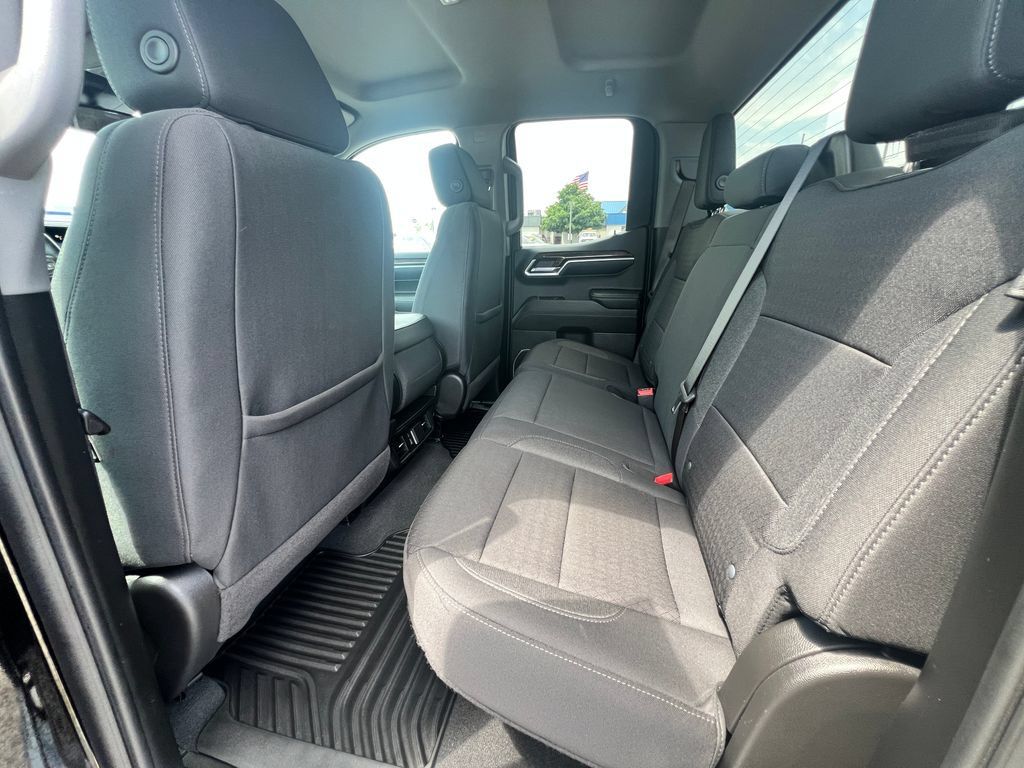 Used 2024 GMC Sierra 1500 Elevation AWD/4WD image 31