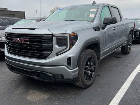 Used 2024 GMC Sierra 1500 Elevation AWD/4WD image 1