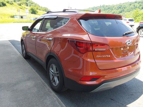 Used 2017 Hyundai Santa Fe Sport FWD image 5
