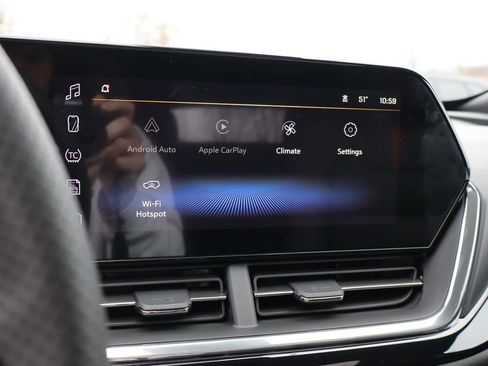 New 2026 Chevrolet Trax RS w/ Sunroof Package image 16