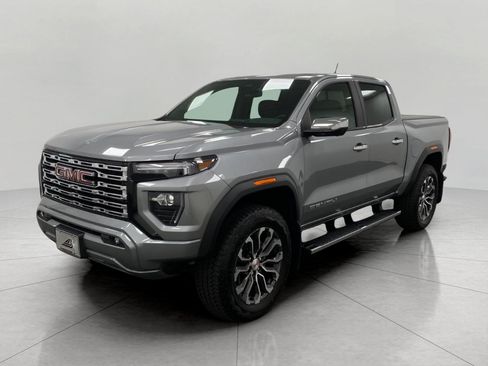 Used 2026 GMC Canyon Denali AWD/4WD image 9