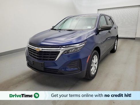 Used 2022 Chevrolet Equinox LS w/ LS Convenience Package AWD/4WD image 1
